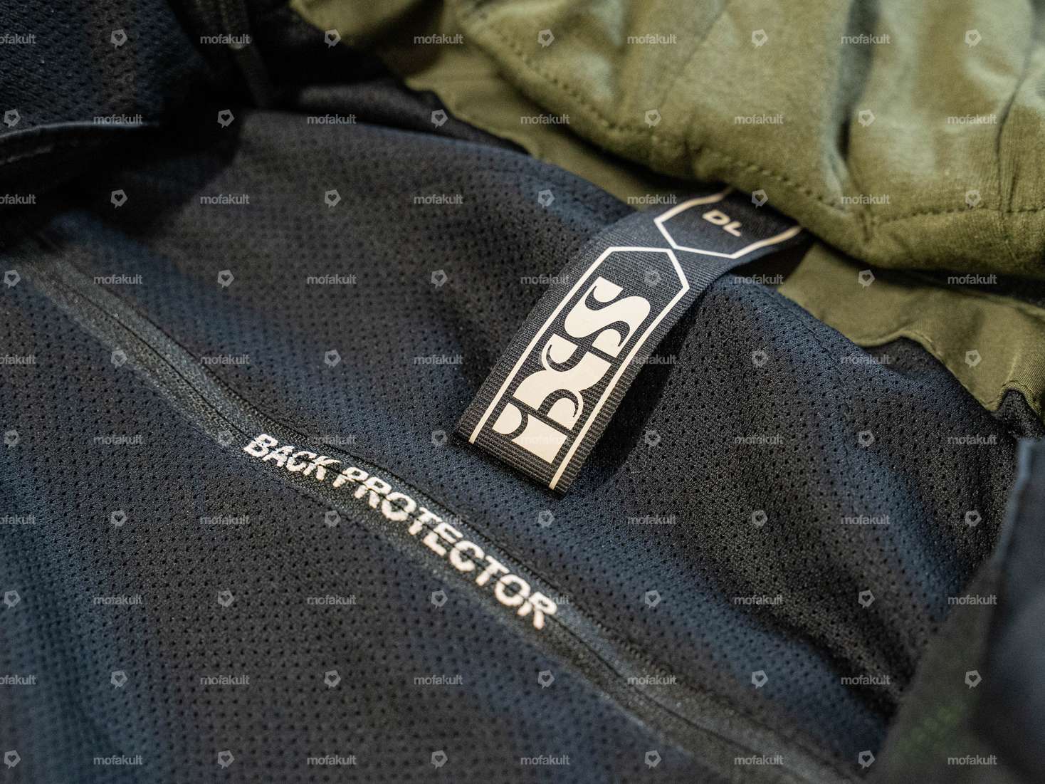 IXS Jacket "Jagdfieber" with protectors Ladies olive (M - XL) Carousel Image 4