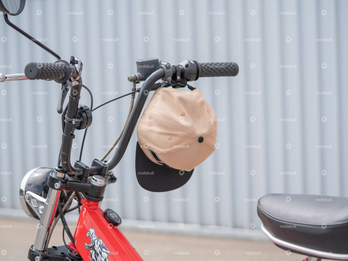 66HEROES Cap Holder Alu gold Carousel Image 5