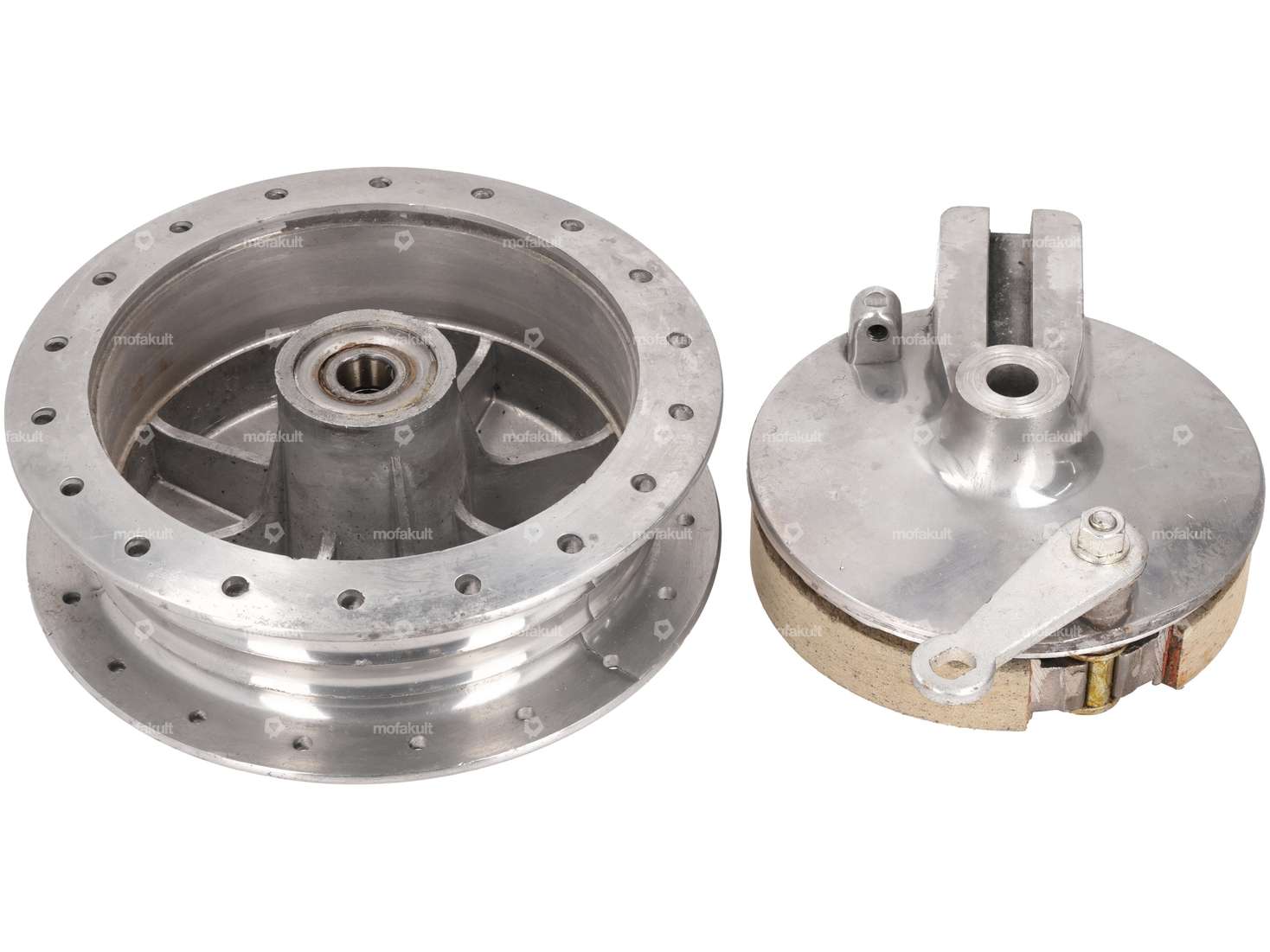 Front wheel hub NOS | Hercules MK3M Carousel Image 1