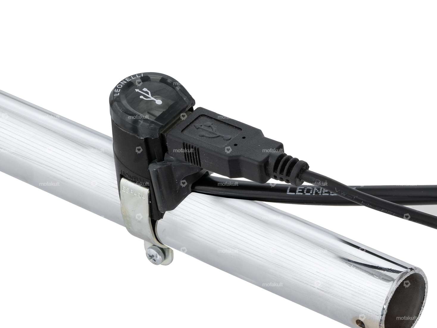 Leonelli USB on-board socket (charger) Carousel Image 4