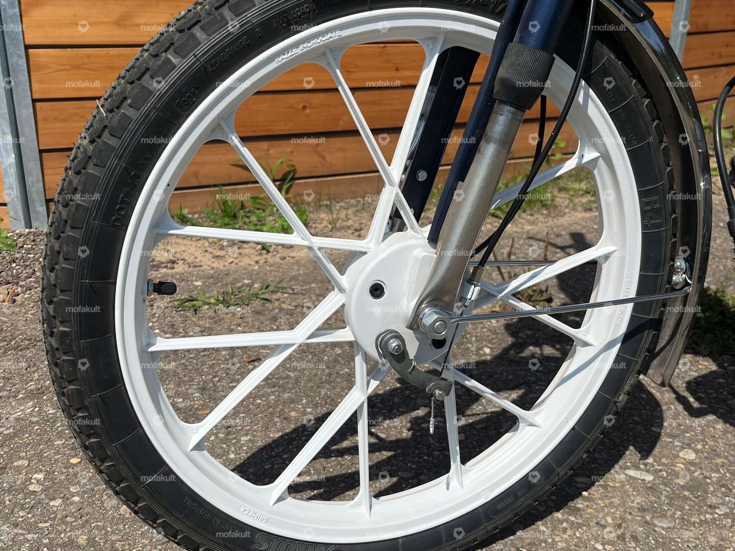 swiing® ingenious bearing conversion kit Snowflake front wheel | Puch Maxi Carousel Image 2