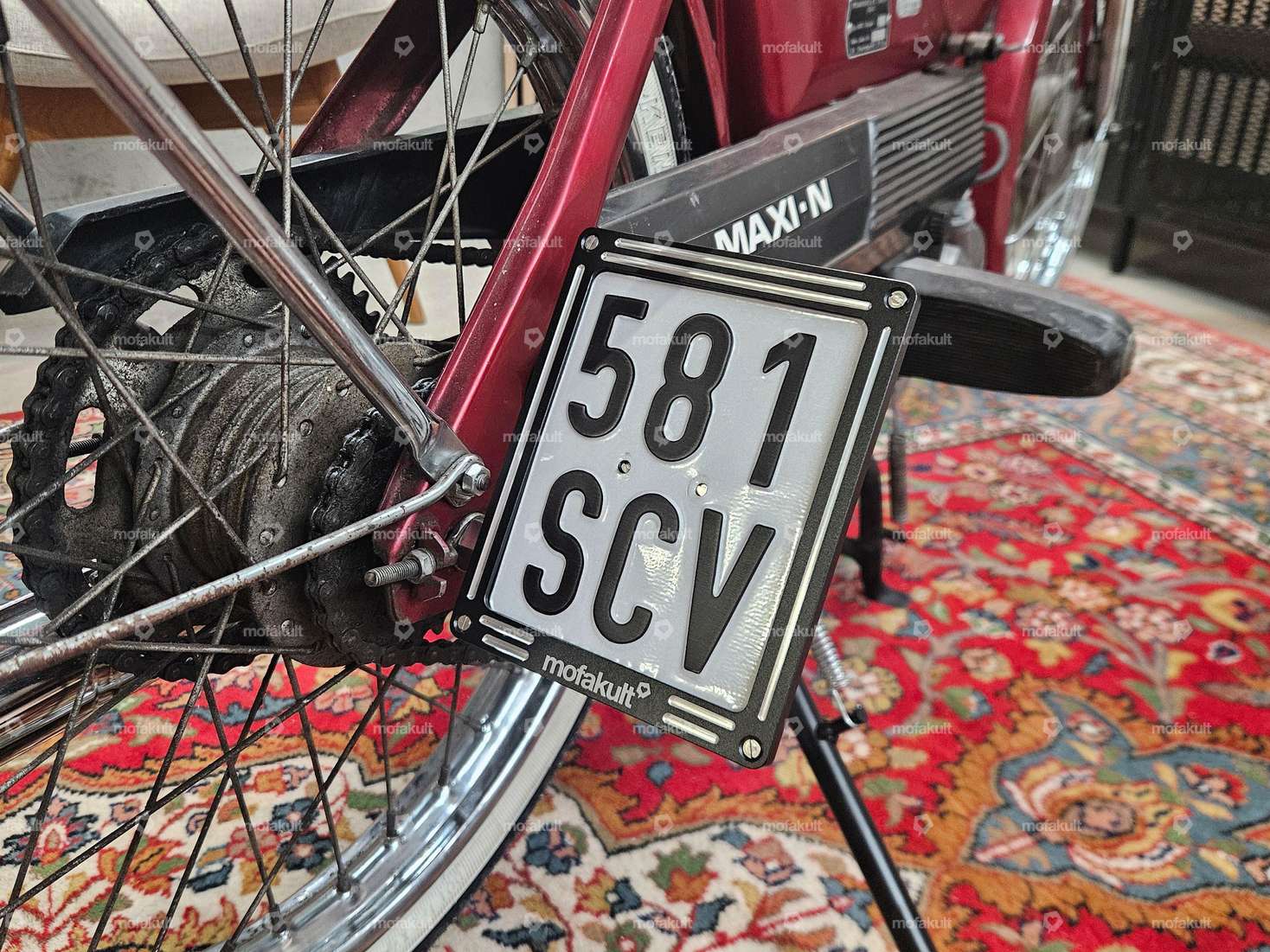 66HEROES license plate holder set incl. frame & mounting pin on the right side (DE version) Carousel Image 4
