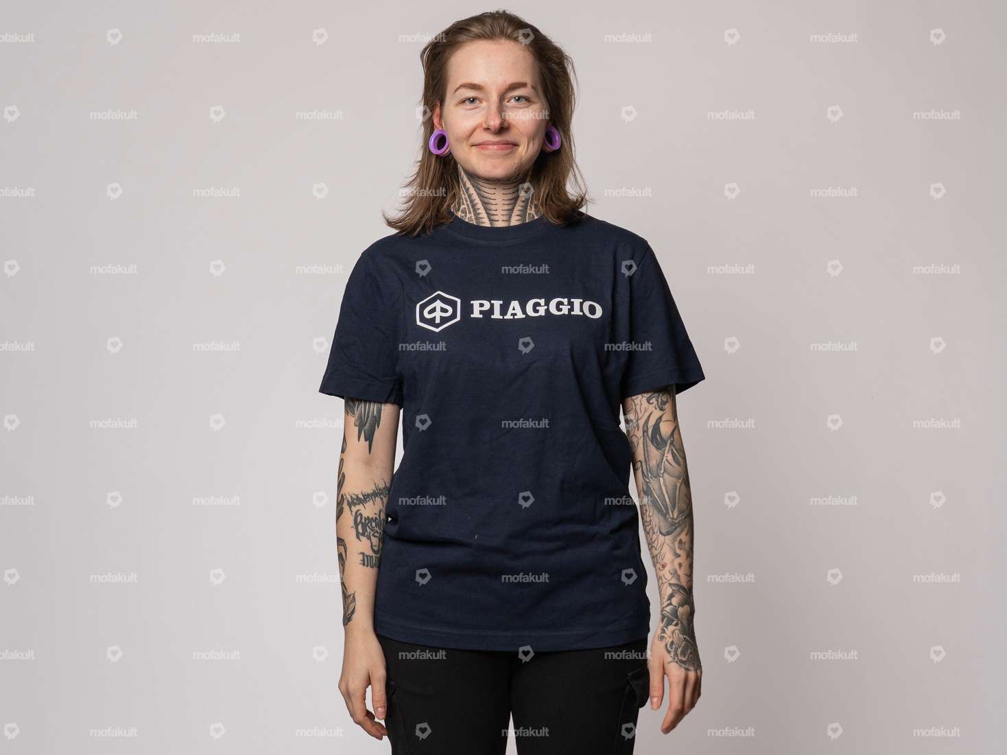 mk-Merch T-Shirt "PIAGGIO" UNISEX blue Carousel Image 4