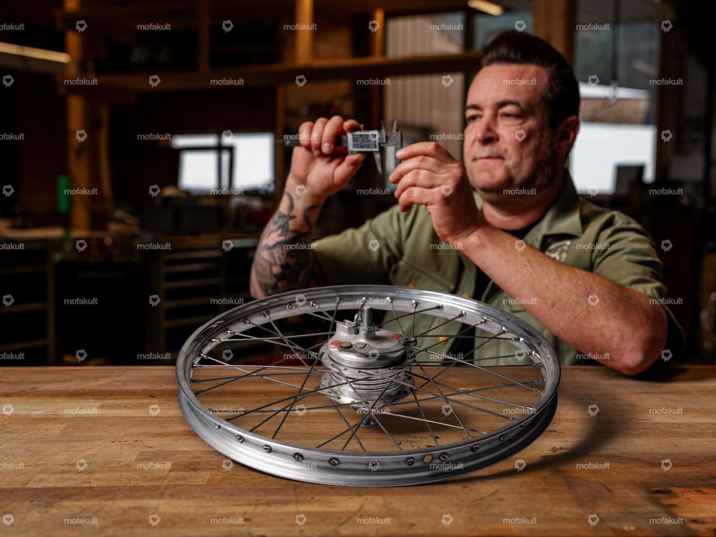 Siggnature spoking (188 mm spokes) 17" rim ring Carousel Image 1