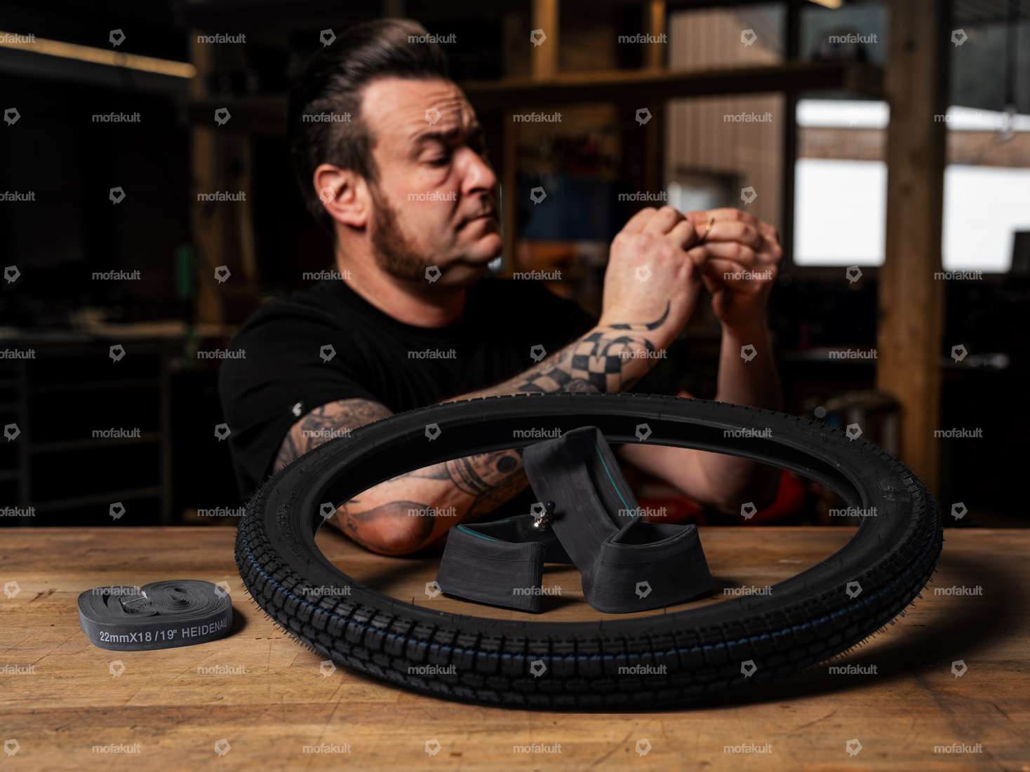 Siggnature tube and tire change 19" spoked wheel Carousel Image 1